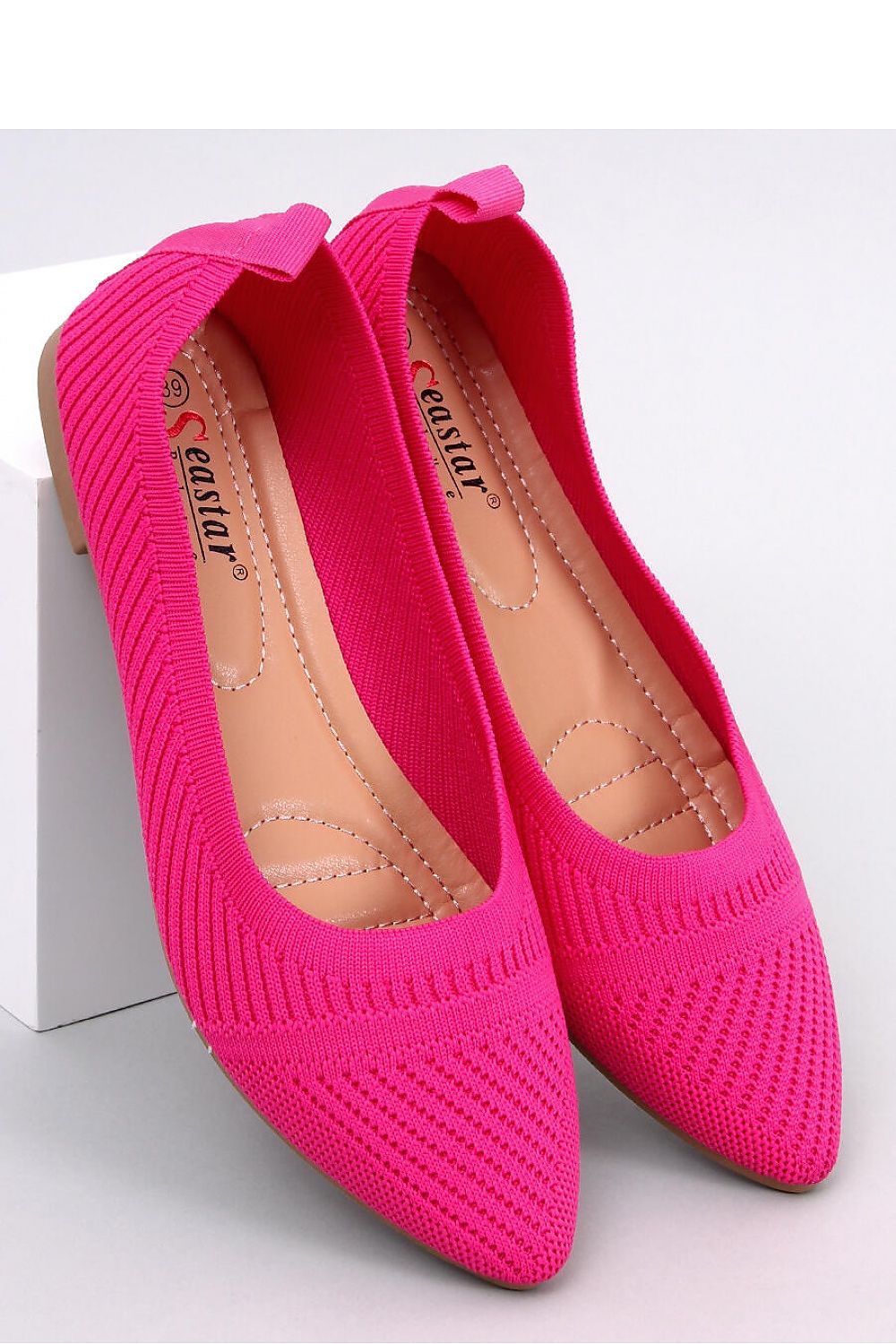 Ballet flats model 185774 Inello - Lojahub Shop
